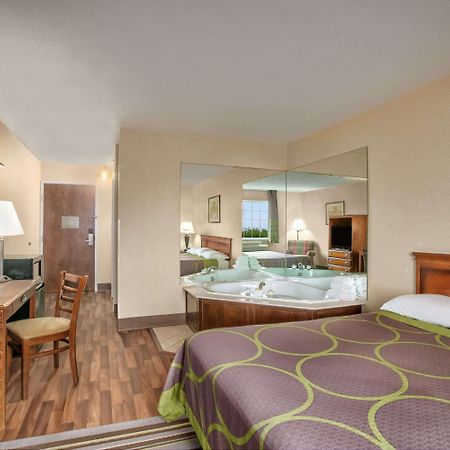 Super 8 By Wyndham Grayville Buitenkant foto