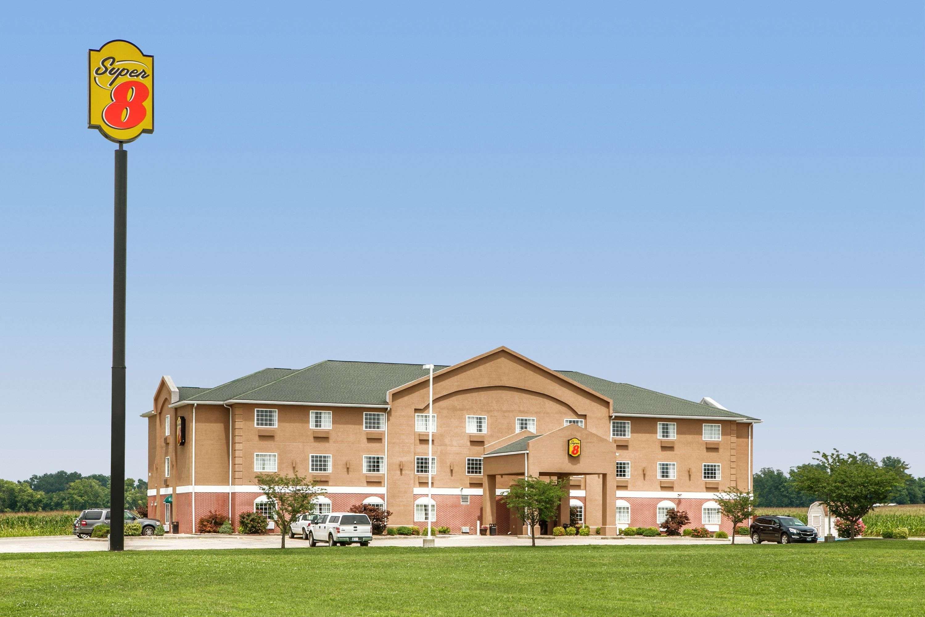 Super 8 By Wyndham Grayville Buitenkant foto